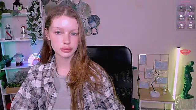 Show modela khloebeauty na web-kameri