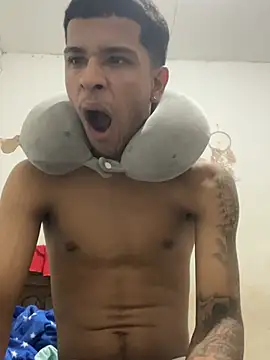 XXX chat uživo modela Anthony_clark1