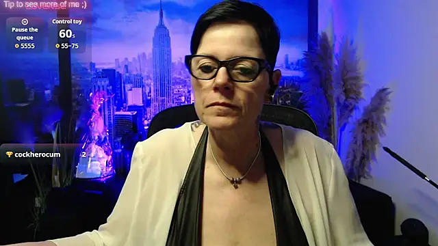 Show modela ninarandmann na web-kameri