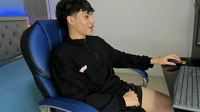 SamBlack_'s Live XXX Chat