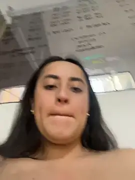 Antonella_Julieta Adlı Modelin Web Kamerası Şovu