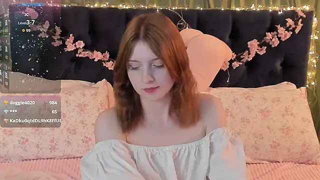 AliceLanley's Live XXX Chat