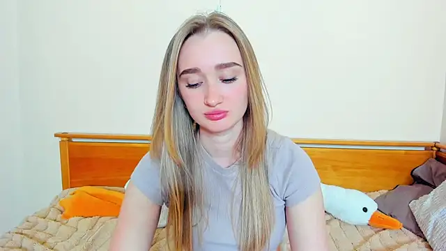 دردشة VioletteClaire الجنسية المباشرة