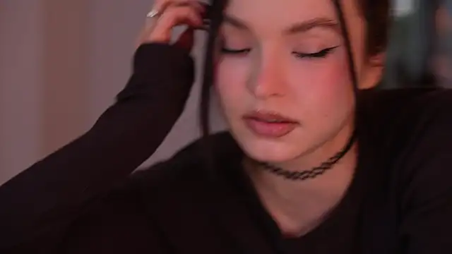 XXX chat uživo modela ibiddi