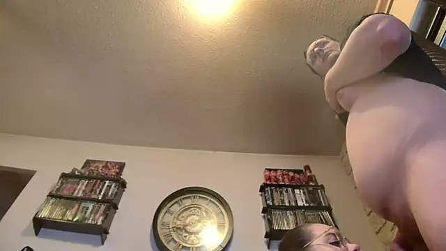 lesptilou's Live XXX Chat