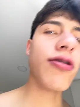 Chat XXX en directo de Lander_Cruz