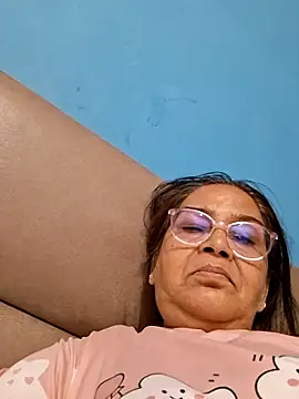 دردشة Shalini3456 الجنسية المباشرة