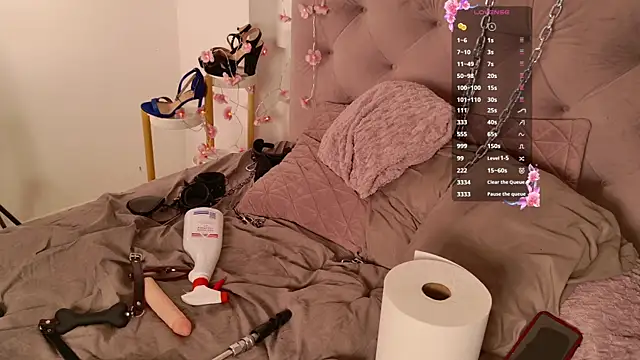 Shiny_Mia's Live XXX Chat