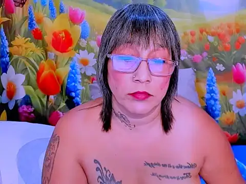 indianroxy 即時 XXX 聊天
