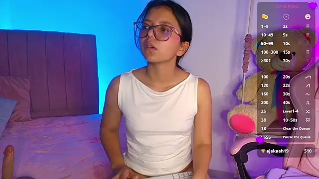 Zoow_bluussh's Live XXX Chat