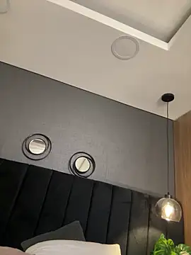 XXX chat uživo modela Sara__collins__