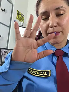 Megan-01-: απευθείας συνομιλία ΧΧΧ