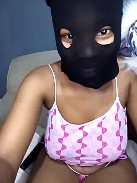 Chat XXX en directo de Hotytoty26