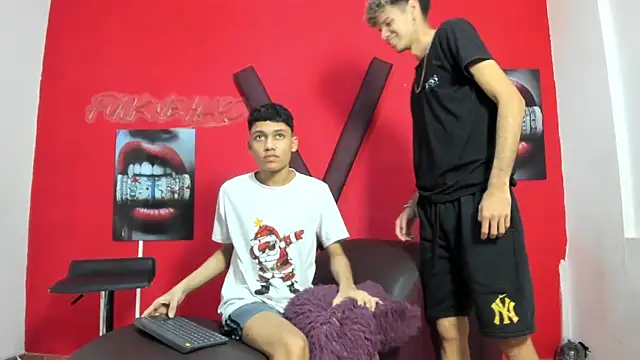 HORNY_PRETTY Webcam-Show