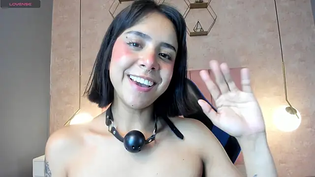Chat XXX en directo de Magic_oliviah