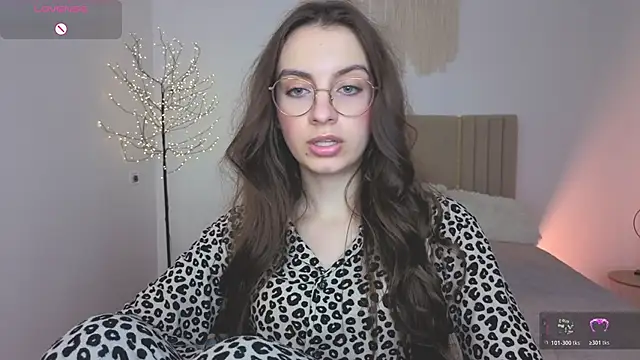 Czat XXX na żywo – Real_cutie1