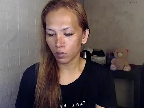 isabellabigcock06 Show in webcam
