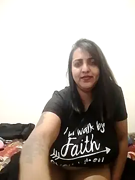 Indianplaybunnyxx's Live XXX Chat