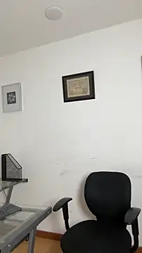 Alexander_Connor 现场XXX聊天