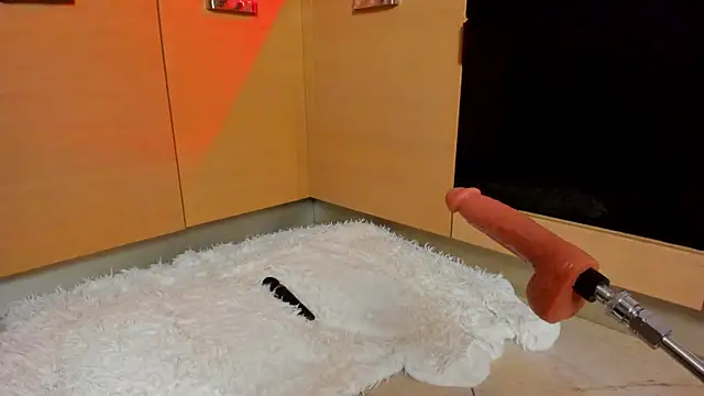 AnnLevineのウェブカメラショー