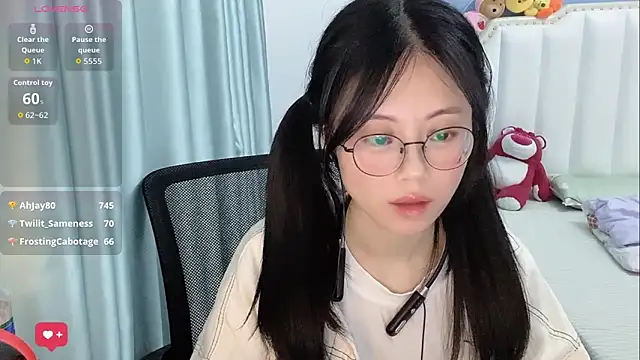 Luna-666's Live XXX Chat
