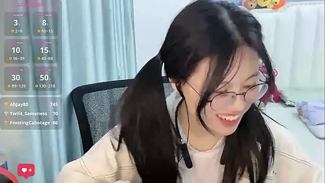 Chat +18 de Luna-666 ao vivo