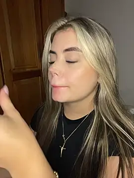 Miss_valeriaa: онлайн-секс-чат