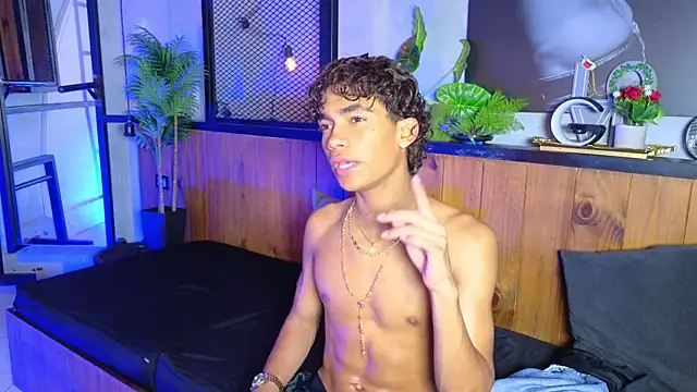 AlanCutee Webcam-Show