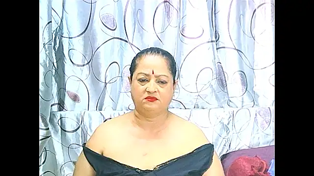 matureindian's Live XXX Chat