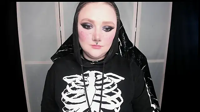 YourDyingBride's Live XXX Chat