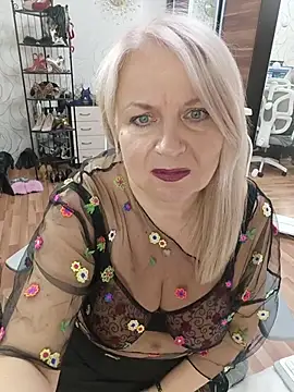 AvrilMillers Live XXX-Chat