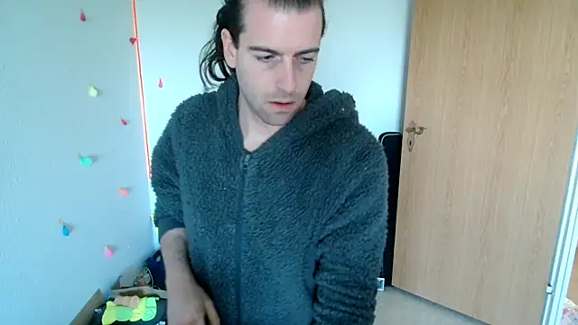 hei_69 Chat XXX in diretta