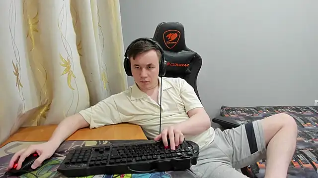 Вебкам-шоу iliaskrislove