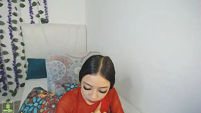 NathaliaSweet_11 élő XXX-chatje
