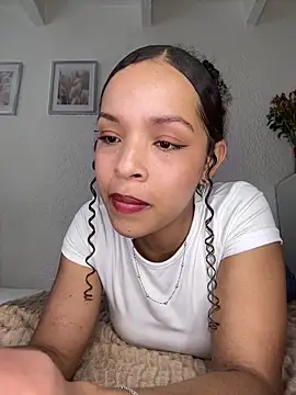 Yasmin777_'s Live XXX Chat