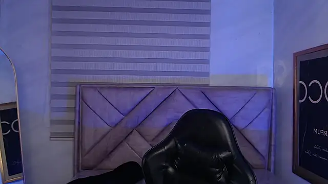 Hela_vのライブXXXチャット