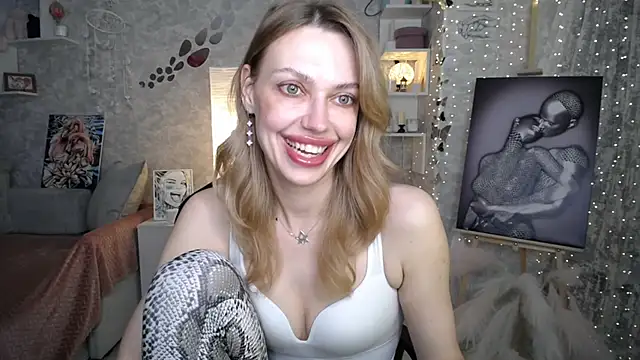 NickyAdamidi Chat XXX in diretta