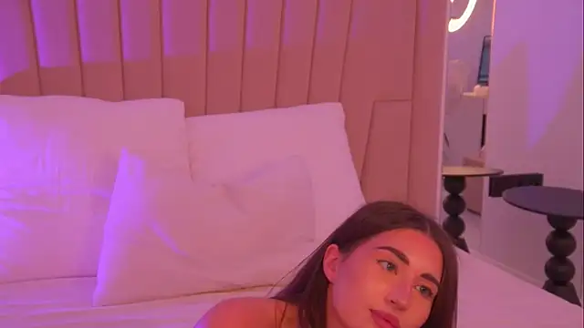 LisaDeviss live XXX chat