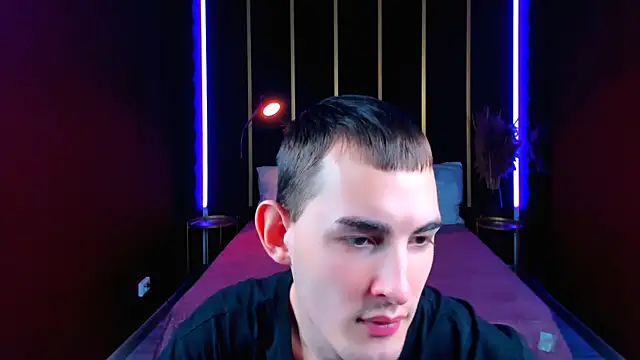 Lucas_Moran live XXX chat