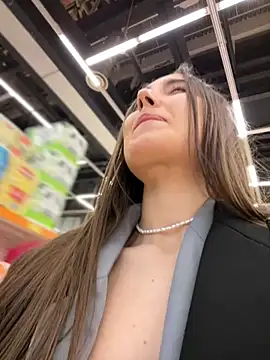 ICrazyOneIRL webkamerás műsora