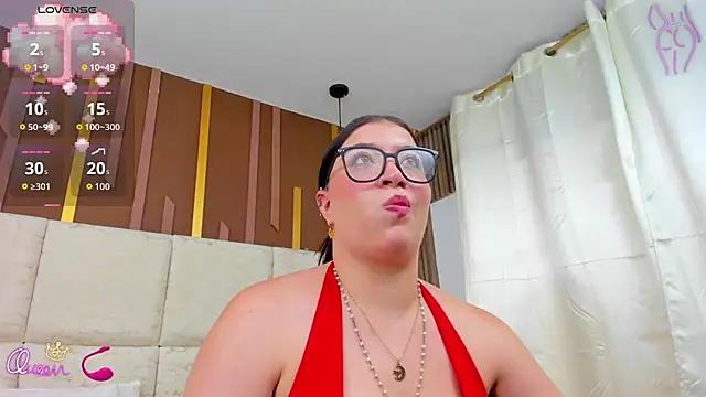 AmbarGills' Live XXX Chat