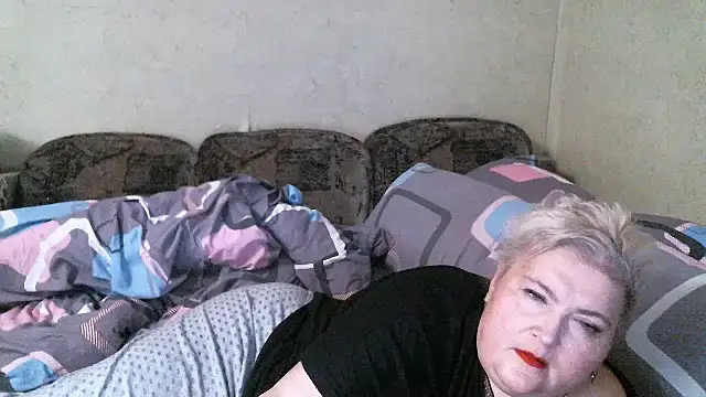 Lana555 Adlı Modelin Canlı XXX Sohbeti