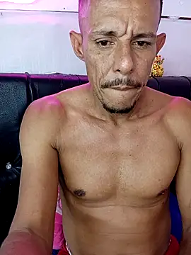 El_junior21 Show in webcam