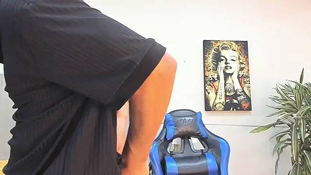 Chat +18 de kai_storn ao vivo