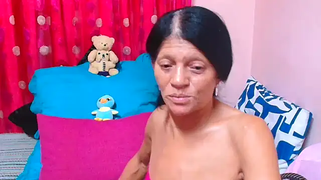 SLUTTYROXY webcam show