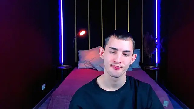 Lucas_Moran Live XXX-Chat
