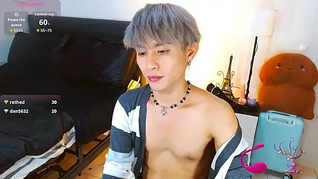 Chat XXX en directo de WildestTwink