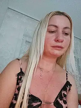 visnjica's Live XXX Chat