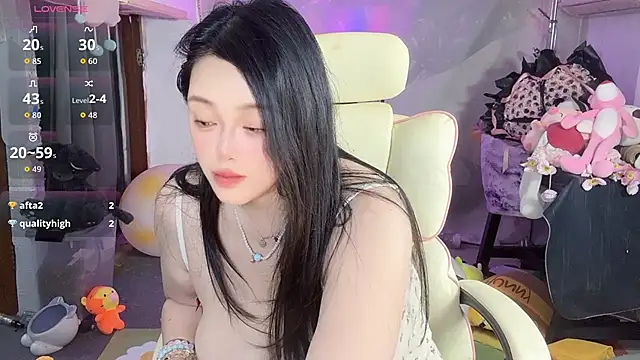 Jiuer-88's Live XXX Chat