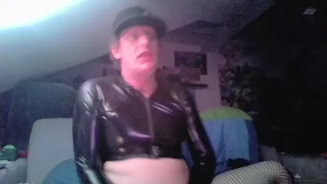 Bigthroaterboy webcam show